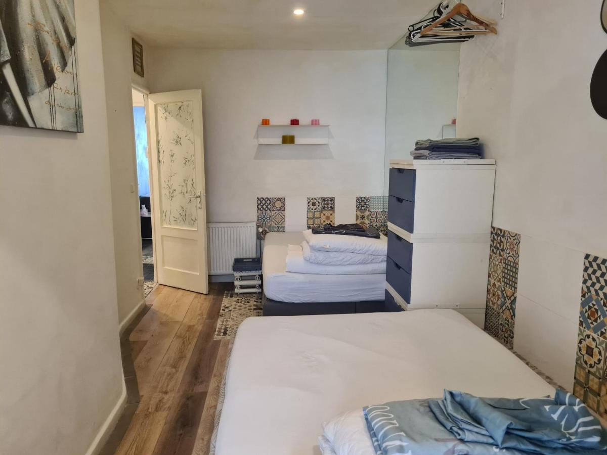 1 Bedroom 15 Min By Tram To Amsterdam Centre! Extérieur photo