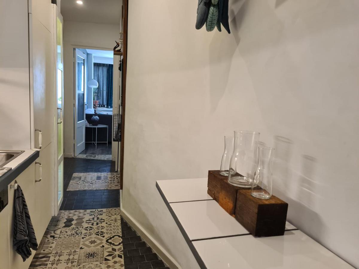 1 Bedroom 15 Min By Tram To Amsterdam Centre! Extérieur photo